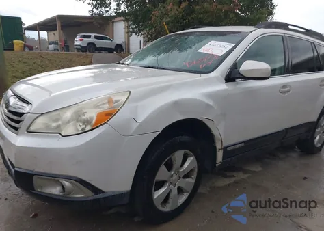 2010 Subaru Outback 2.5I Premium из США, поврежденный, VIN 4S4BRCCC8A3353426